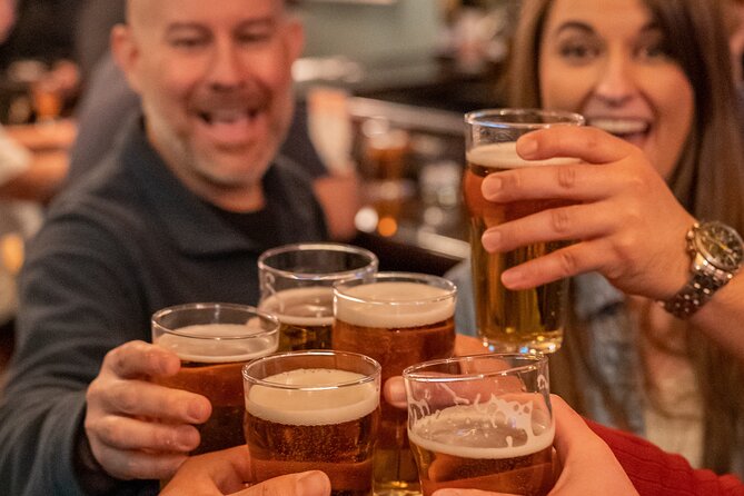 2 Hour Historic Pub Crawl in Boston - What happens when you order a drink