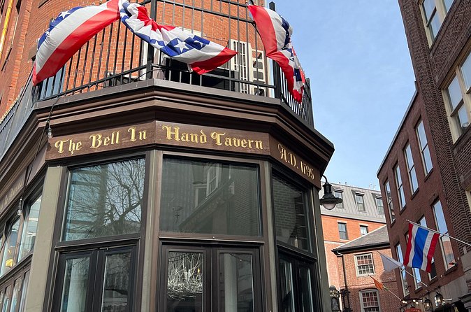 2 Hour Historic Pub Crawl in Boston - The social side is one of the main attractions