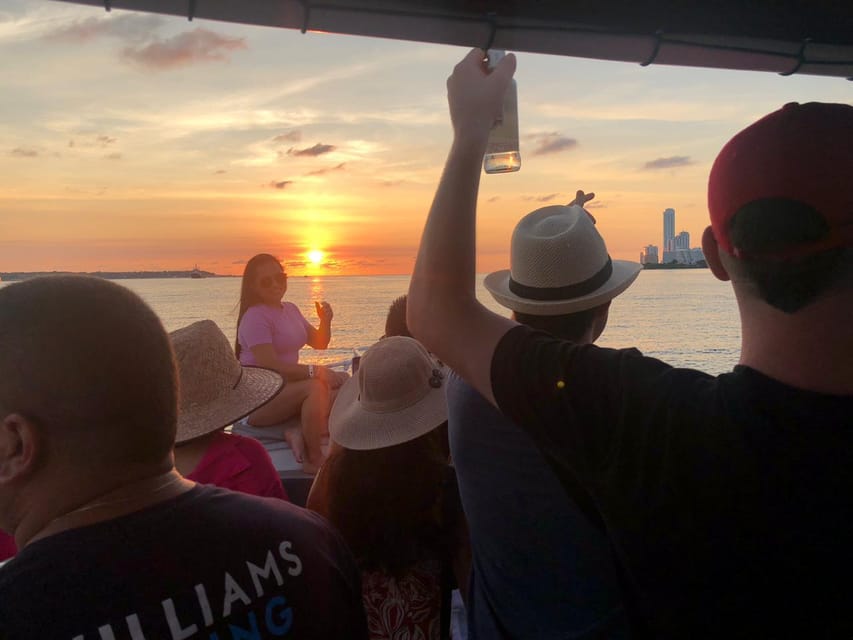 2-hour tour in Cartagena Sunset View in party boat - Catching the sunset from the water