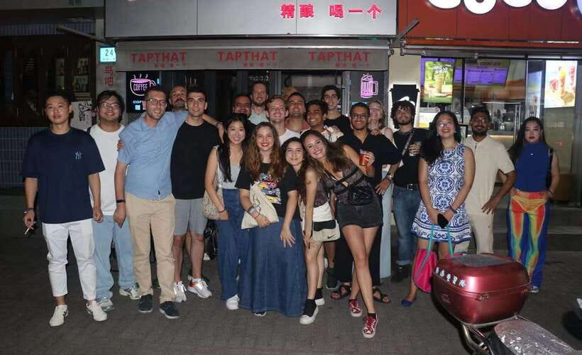 4-Hour Shanghai Pub Crawl (bars & nightclub hopping) - The final club stop gets the longest stretch