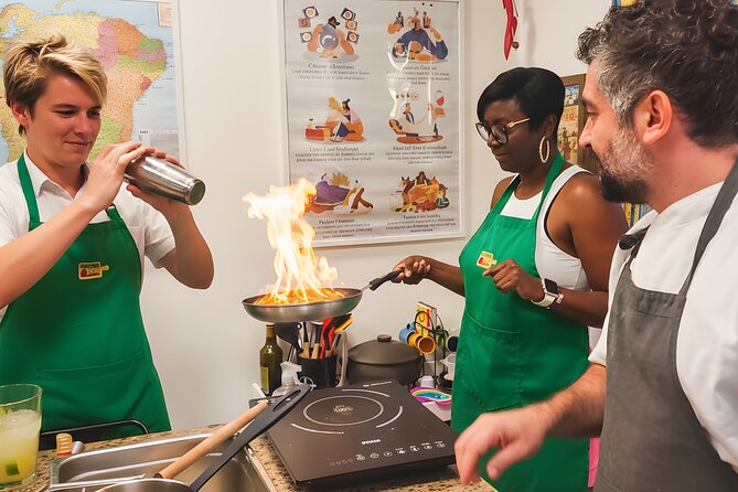 4h Cooking Class in Cancun with 8 Recipes & Bottomless Drinks - Small details that improve the evening