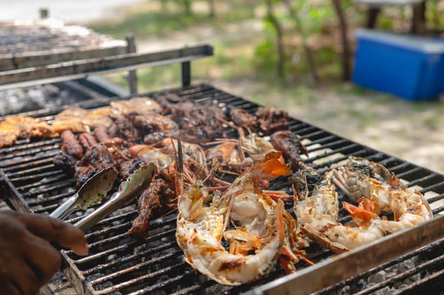 5 Islands Speedboat Cruise, Snorkeling + Lunch & Open Bar - What the $100 price includes