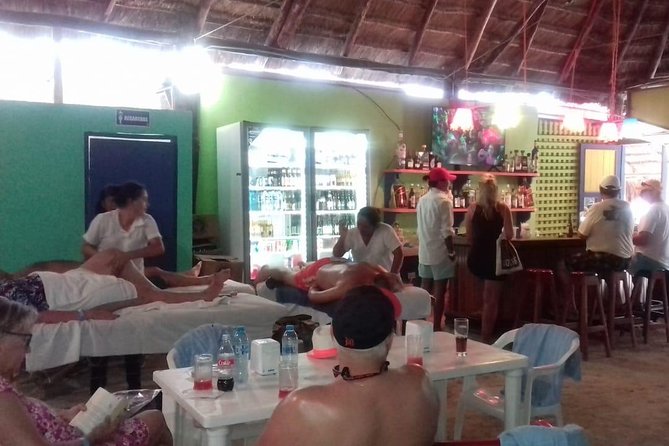 ADULTS GOLD A day at the beach at Los Arrecifes Restaurant-Open Bar And Massage. - Playa Mahahual and the public beach setting