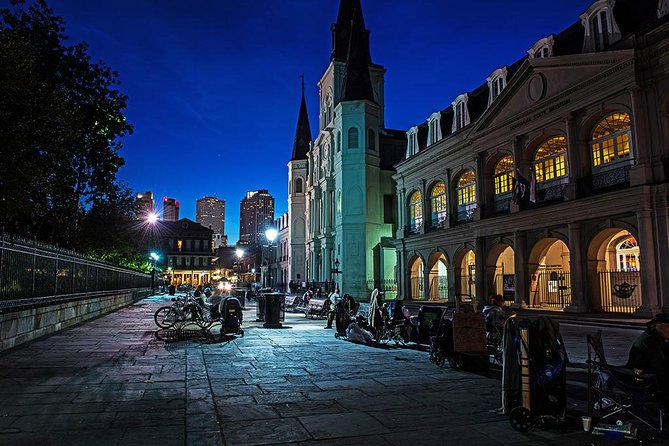 Adults Only Haunted Pub Crawl in New Orleans - Thirty minutes through the French Quarter’s darker stories