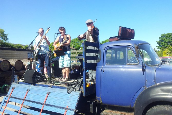 Afternoon Dublin Mountain Pub Tour(small group pub crawl max 15) - The Merry Ploughboy starts the afternoon gently