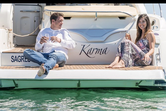 Afternoon yacht charter in lagos with drinks, tapas, paddle boards and kayak - Choosing a bay, lagoon, or quiet anchorage