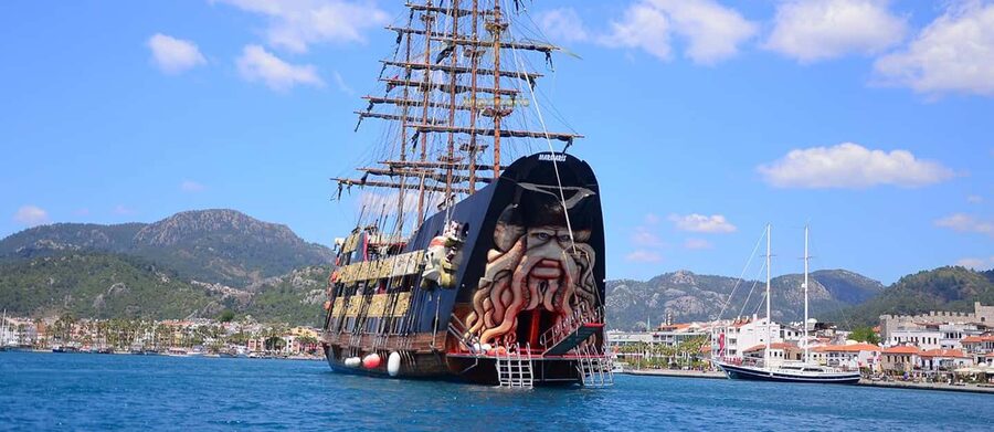 Alanya Barbossa Pirate Boat Tour with Soft Drinks Included - What the $7 price really offers