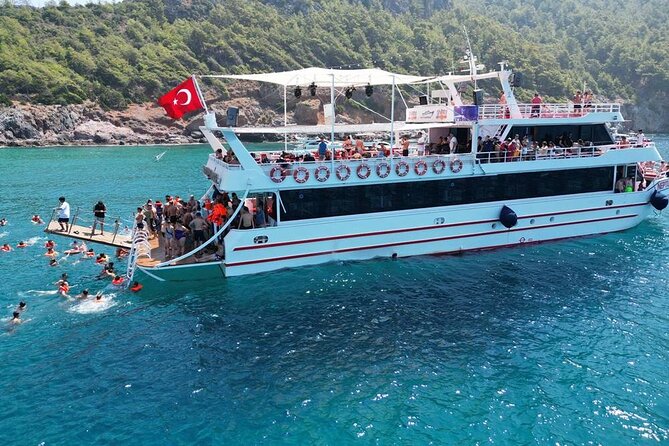 Alanya Boat Trip With Lunch, Unlimited Drinks & Hotel Pickup - A budget boat day along Alanya’s coast