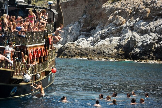 Alanya Boat Trip with Unlimited Soft Drinks and Lunch - Ulas Beach, Devil Cave, and open-water views