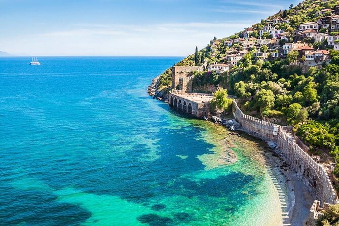 Alanya Catamaran Boat Tour with Lunch, Soft Drinks & Transfer - Setting out from Alanya Marina at 9:00