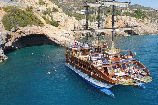Alanya Catamaran Boat Tour with Lunch, Soft Drinks & Transfer - Booking, cancellation, and useful timing tips