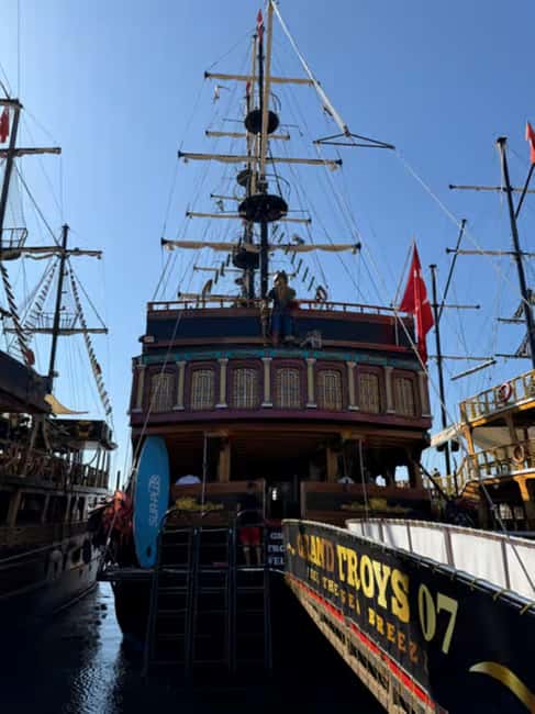 Alanya: Luxury Pirate Boat with Lunch & Unlimited Drinks - Who Will Enjoy This Pirate Boat Most?