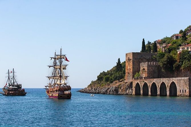 Alanya Pirate Boat Trip With Unlimited Drinks & Lunch - Hotel pickup and the trip to the marina
