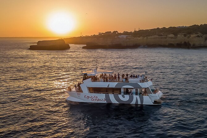 Albufeira: 6-Hour Sunset Dinner Catamaran Cruise with Open Bar - Practical Details That Matter