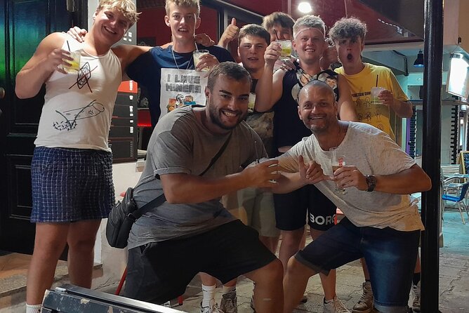 Albufeira PRIVATE Night Tour with Cocktails & Drinks - Key points to know before booking