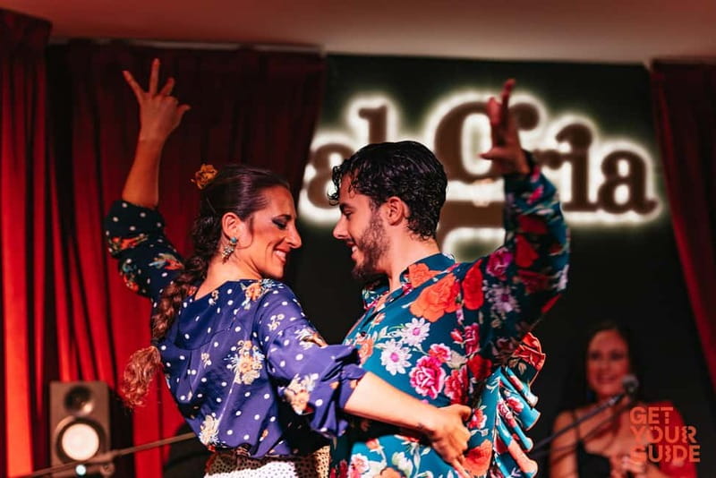 Alegria Flamenco in Malaga, with Transfer, Cocktail and Premium Location - Pickup from Torremolinos or Benalmádena