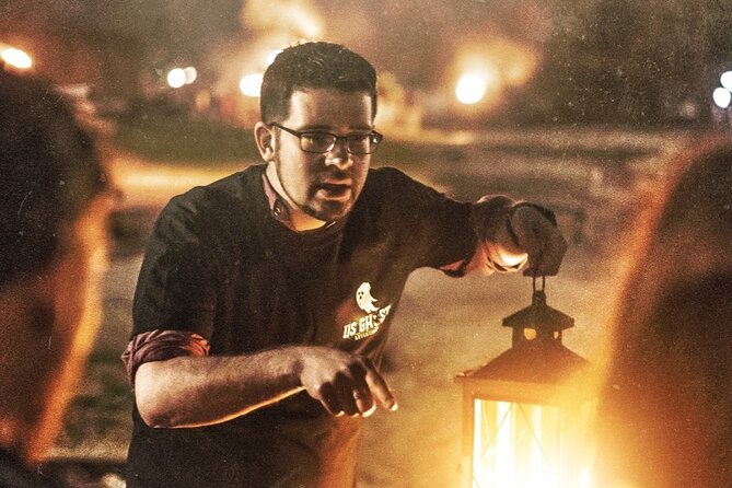 Alexandria Ghosts: Spirits & Spirits Haunted Pub Crawl - Watching for George Washington and his white horse