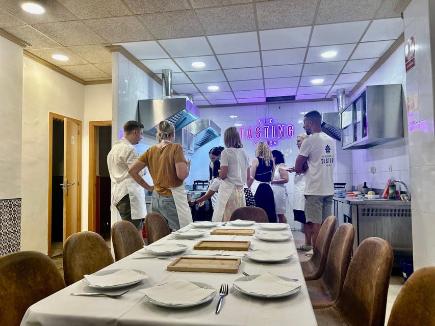 Alicante Paella Cooking Class, Tapas, Drinks and Market - Starting with Alicante’s Central Market