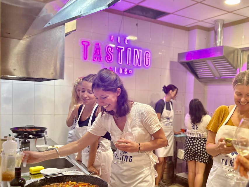Alicante Paella Cooking Class, Tapas, Drinks and Market - Learning Alicante-style rice instead of chasing a single recipe
