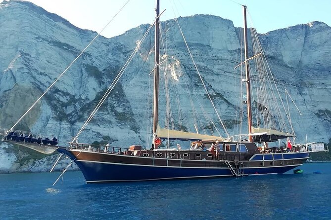 All Day Cruise -3 Islands to Agistri,Moni, Aegina with lunch and drinks included - Moni or Metopi: the swimming stop