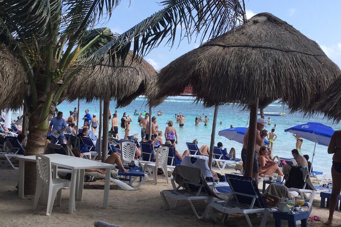 All-inclusive beach day in LOS ARRECIFES REST. / open bar - massage and lunch .. - The 40-Minute Massage Is the Strongest Feature