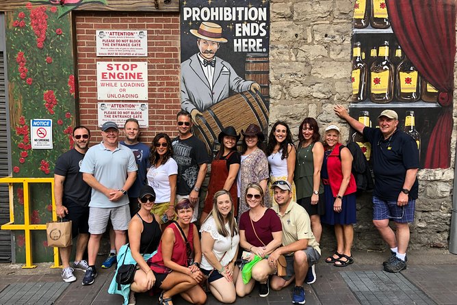 All-Inclusive Pub Crawl with Moonshine, Cocktails, and Craft Beer - Guides make the biggest difference
