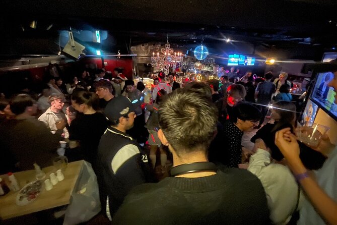 All We Can Drink and Make Friend Can Come Alone Party in Shinjuku - What happens at EXBAR TOKYO plus