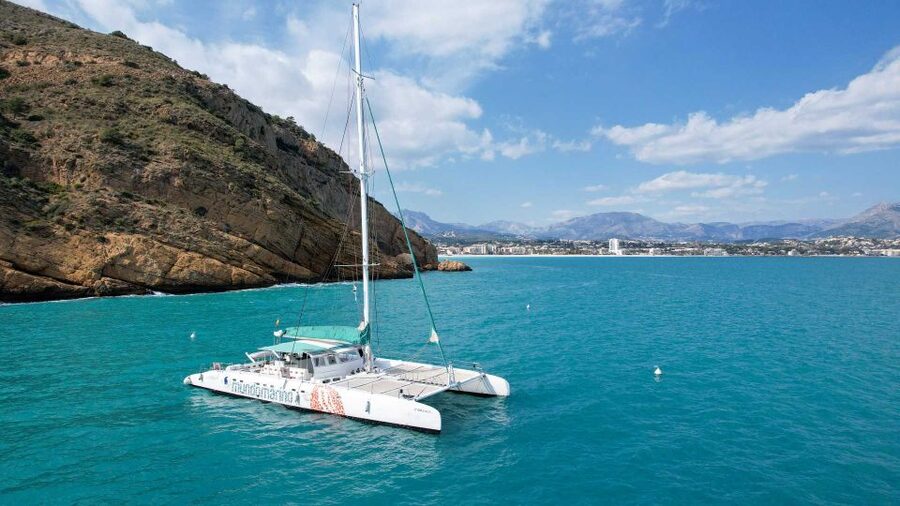 Altea: Catamaran Party Boat - What kind of Altea boat trip is this?