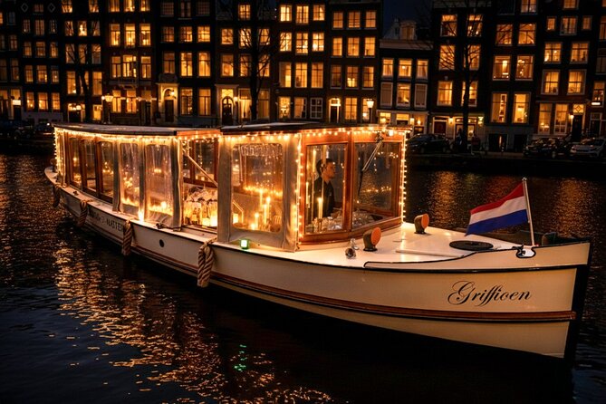 Amsterdam: 2-Hour Canal Cruise incl. Drinks & Dutch Snacks - Bridges, music clubs, and unusual buildings