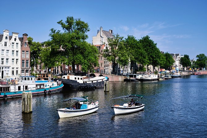 Amsterdam: 60-Minute Guided Private Canal Cruise with Drinks - The Golden Bend on the Herengracht