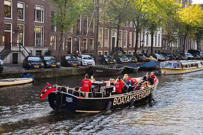 Amsterdam Canal Cruise with Open Bar - Central Station - Why this short cruise works so well in Amsterdam