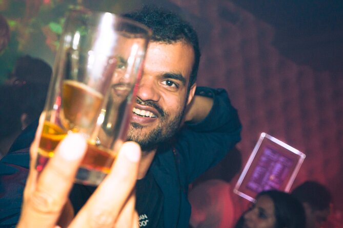 Amsterdam: City Centre Bar Crawl and Nightlife Experience - Hosts make or break the night