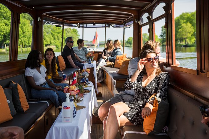 Amsterdam Classic Saloon Boat Cruise with Drinks and Cheese - Cheese, wine, beer, and the value of the upgrade
