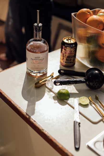 Amsterdam: Evening Lights Cruise incl. Cocktail & Waffle - Boarding a heated winter salon boat