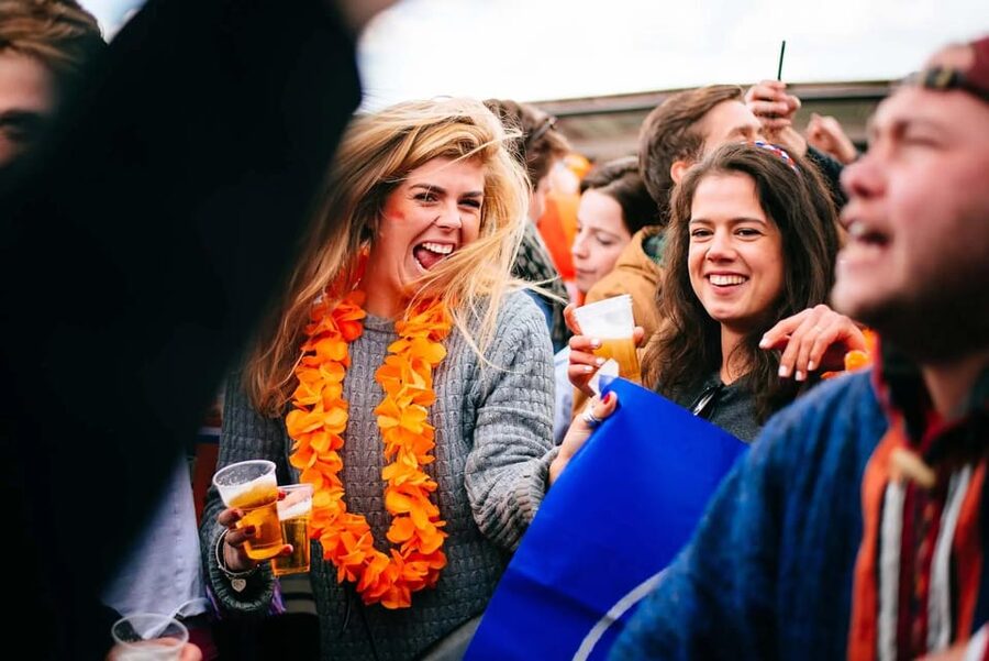 Amsterdam: King’s Day Pub Crawl with VIP Club Entry - Key points to know before booking