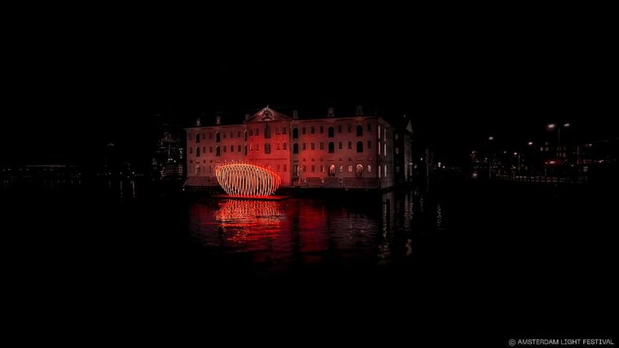 Amsterdam: Light Festival Boat+Unlimit.Drinks & Snack Option - Haarlemmersluis and the return route