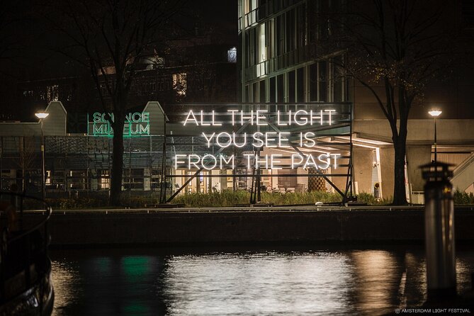 Amsterdam: Light Festival Boat with Unlimited Drinks & Snack - Magere Brug and the Return to Starboard Dock