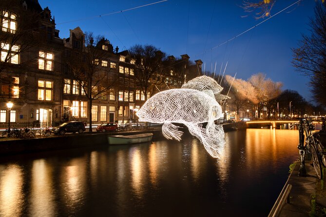 Amsterdam Light Festival Canal Cruise + Unlimited Drinks Option - Meeting KINboat near Amsterdam Central Station
