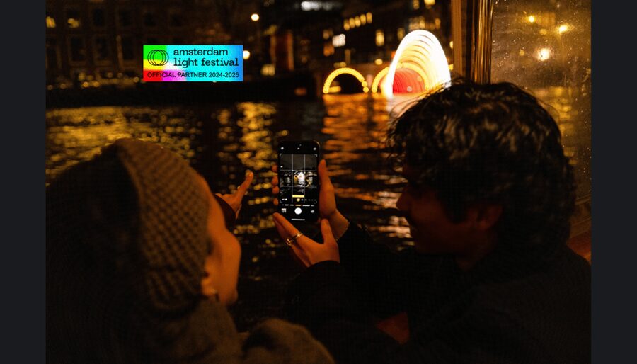Amsterdam: Light Festival Cruise With Drinks & Snacks - What this Amsterdam Light Festival cruise is really like