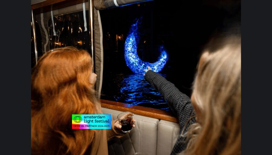 Amsterdam: Light Festival Cruise With Drinks & Snacks - A covered boat for cold, dark evenings
