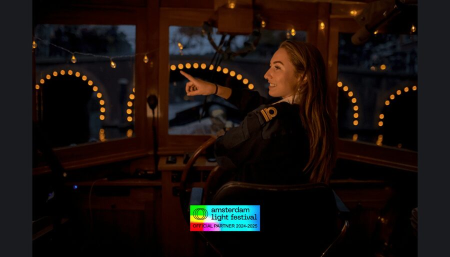 Amsterdam: Light Festival Heated Cruise w/ Drinks & Snacks - Drinks, snacks, and the real value of $31