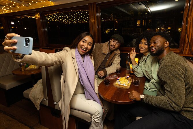 Amsterdam Light Festival: Heated Cruise with Hot Drinks & Bite - Key points at a glance