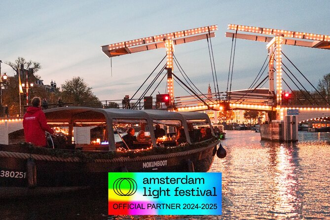 Amsterdam: Light Festival Open Boat - Unl. Drinks Option - Magere Brug and the Bridge Stories