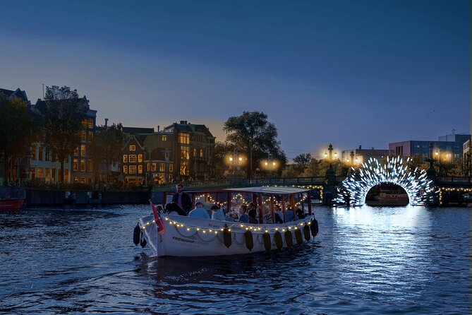 Amsterdam: Luxury Light Festival Cruise Unlimited Drinks Included - Key points to know before you book