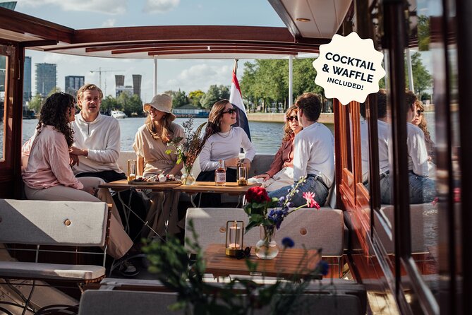 Amsterdam: Luxury Saloon Boat Cruise with Cocktails & Waffle - Key points to know before you book