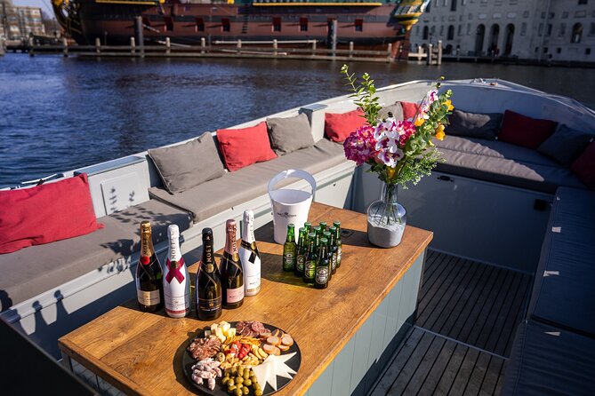 Amsterdam: Private Canal Cruise with Drinks and Snacks - Museums, opera, and the city’s cultural side