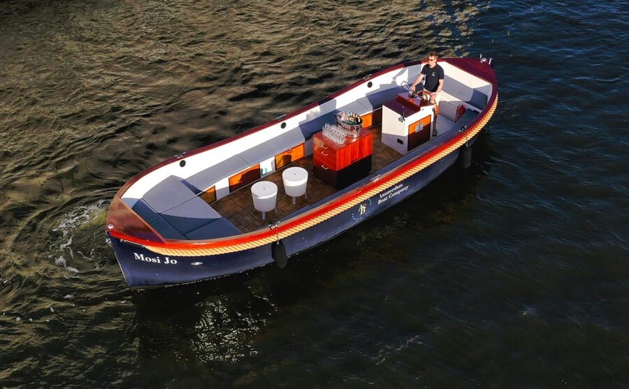 Amsterdam: Private City Canal Cruise With Unlimited Drinks - The Mosi Jo and the feel of the boat