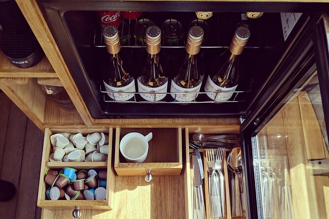 Amsterdam Private Dinner Cruise incl Drinks & 2-course Dinner 2hr - Boarding at Oosterdokskade 8