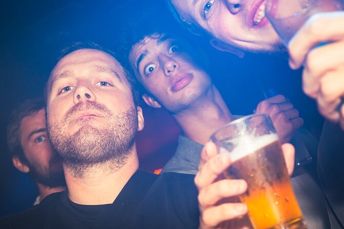 Amsterdam Private Pub Crawl in the City Center - Why the private format can work well