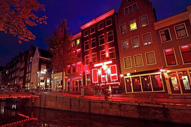 Amsterdam Red Light District Pub Crawl - Key points before you book